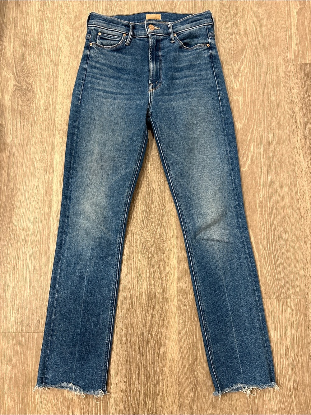 MOTHER - The Mid Rise Dazzler Ankle Fray Jeans